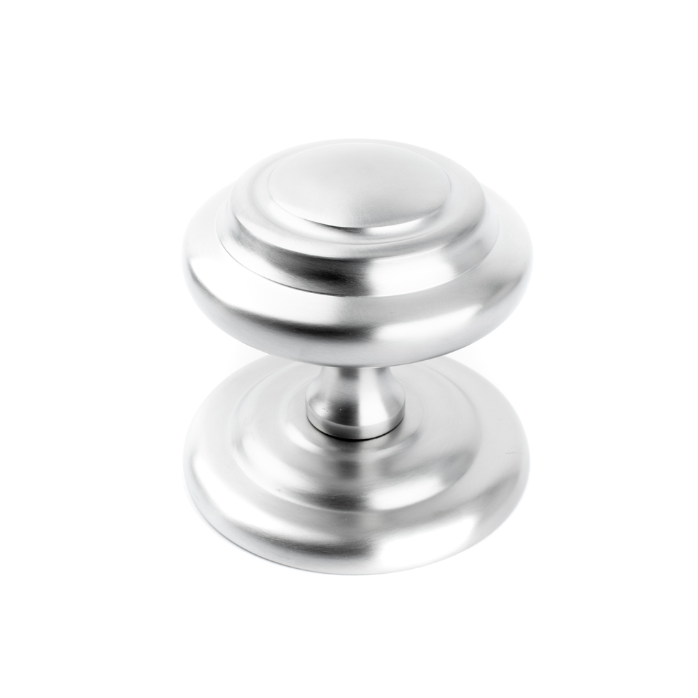 Dart Centre Door Knob - Satin Chrome